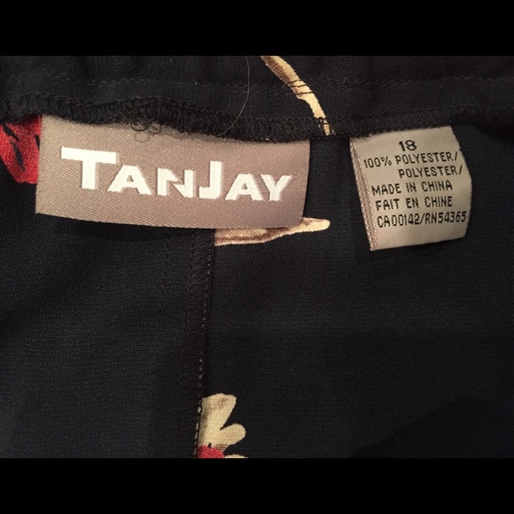 TanJay Ladies Navy, Red & Cream Top & Skirt, Sz 18 - Picture 7 of 7